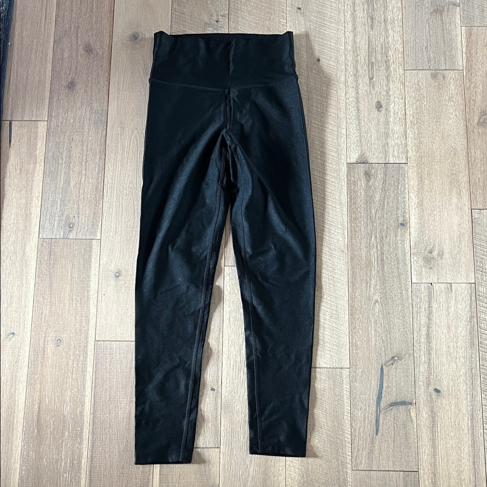 Ribbed shine leggings size sm
